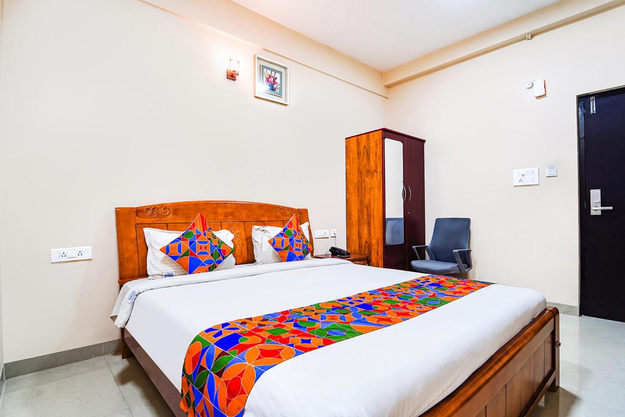 Fabexpress Uv Residency - 700M From Coimbatore International Airport Irugur المظهر الخارجي الصورة