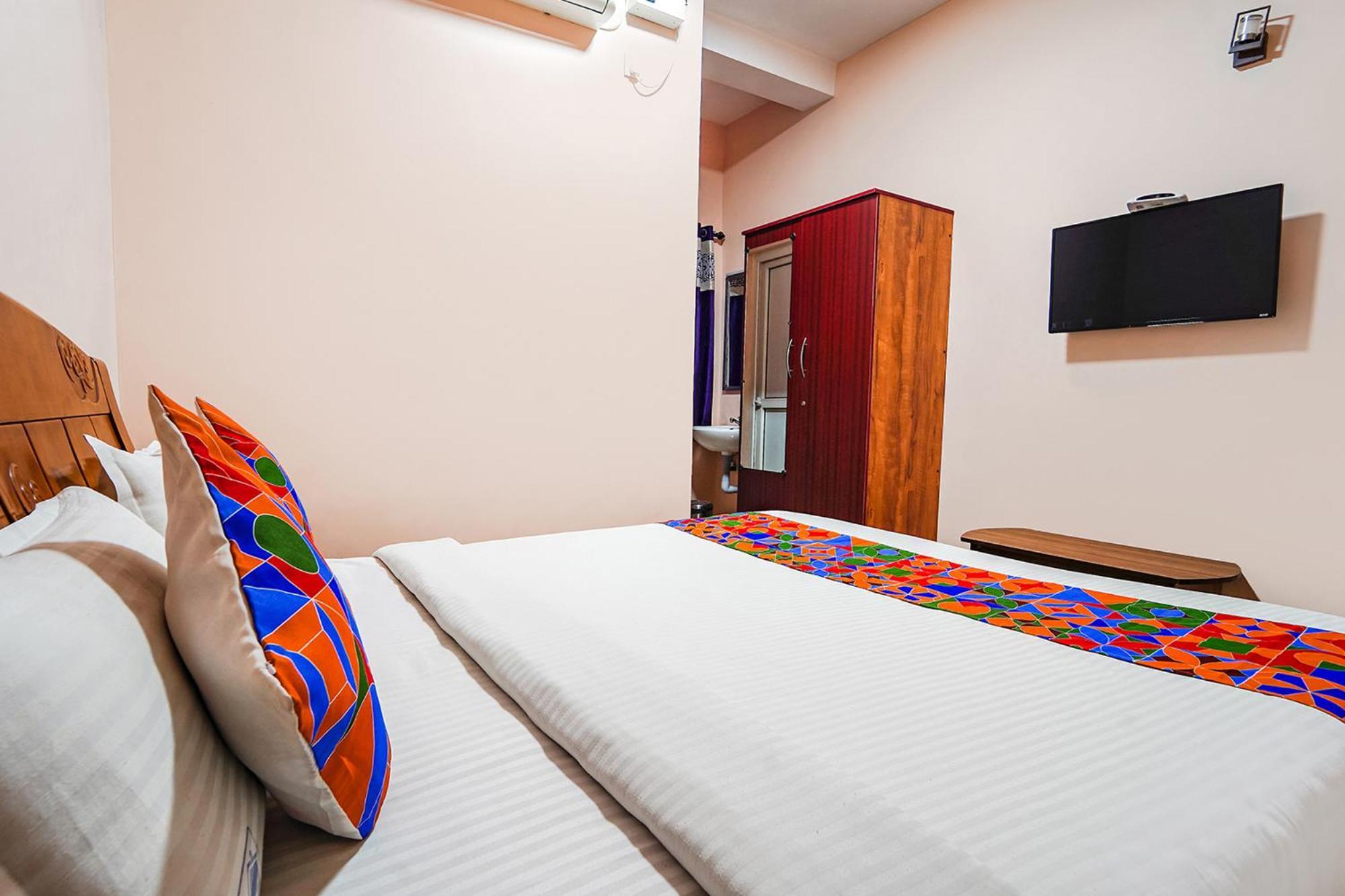 Fabexpress Uv Residency - 700M From Coimbatore International Airport Irugur المظهر الخارجي الصورة