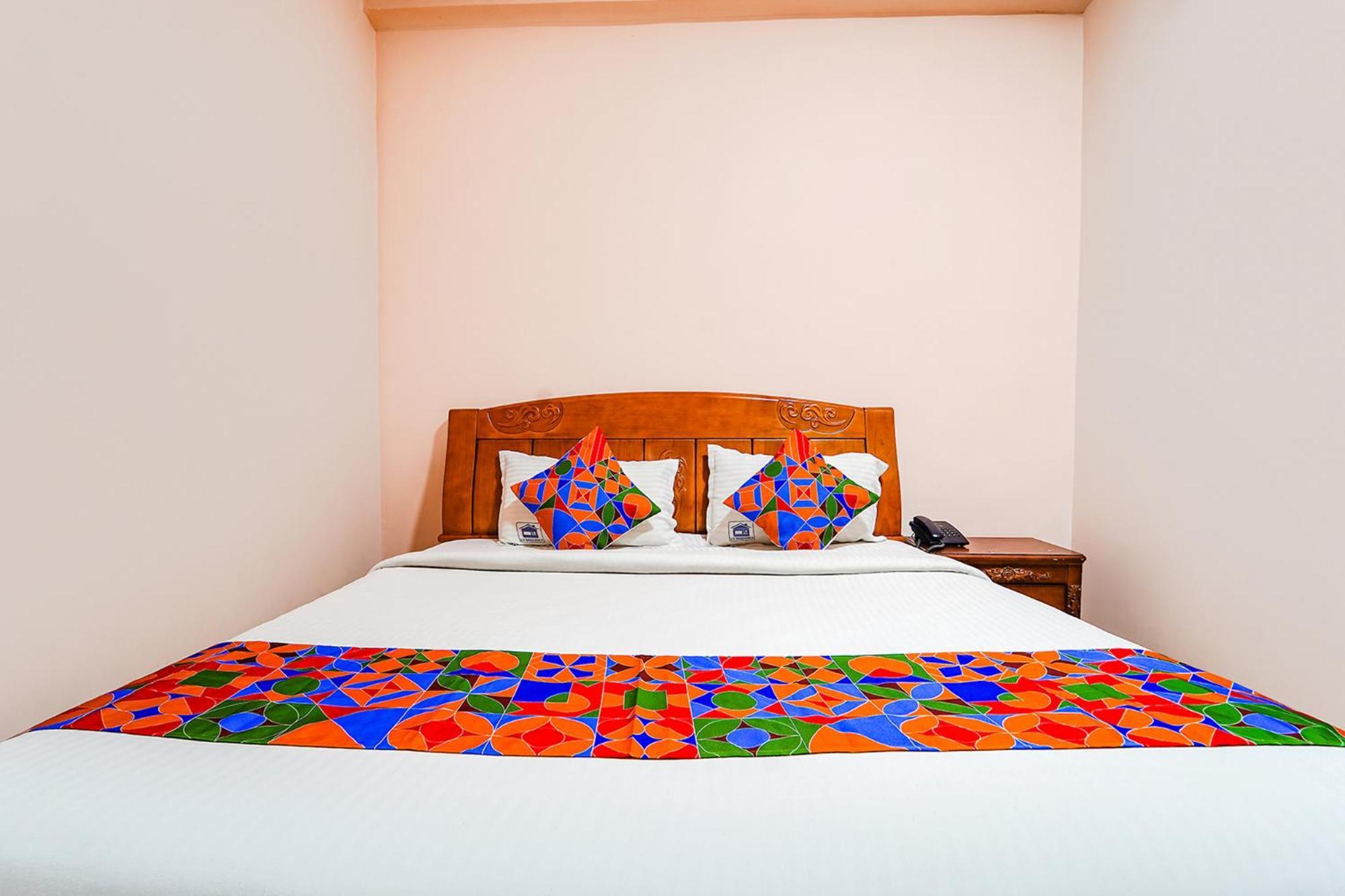 Fabexpress Uv Residency - 700M From Coimbatore International Airport Irugur المظهر الخارجي الصورة